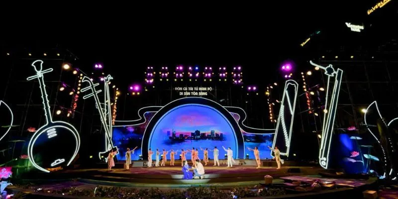 Ducashow – Du Ca Đất Việt: Hành trình văn hóa qua bàn tay của đạo diễn Nguyễn Tấn Kiệt